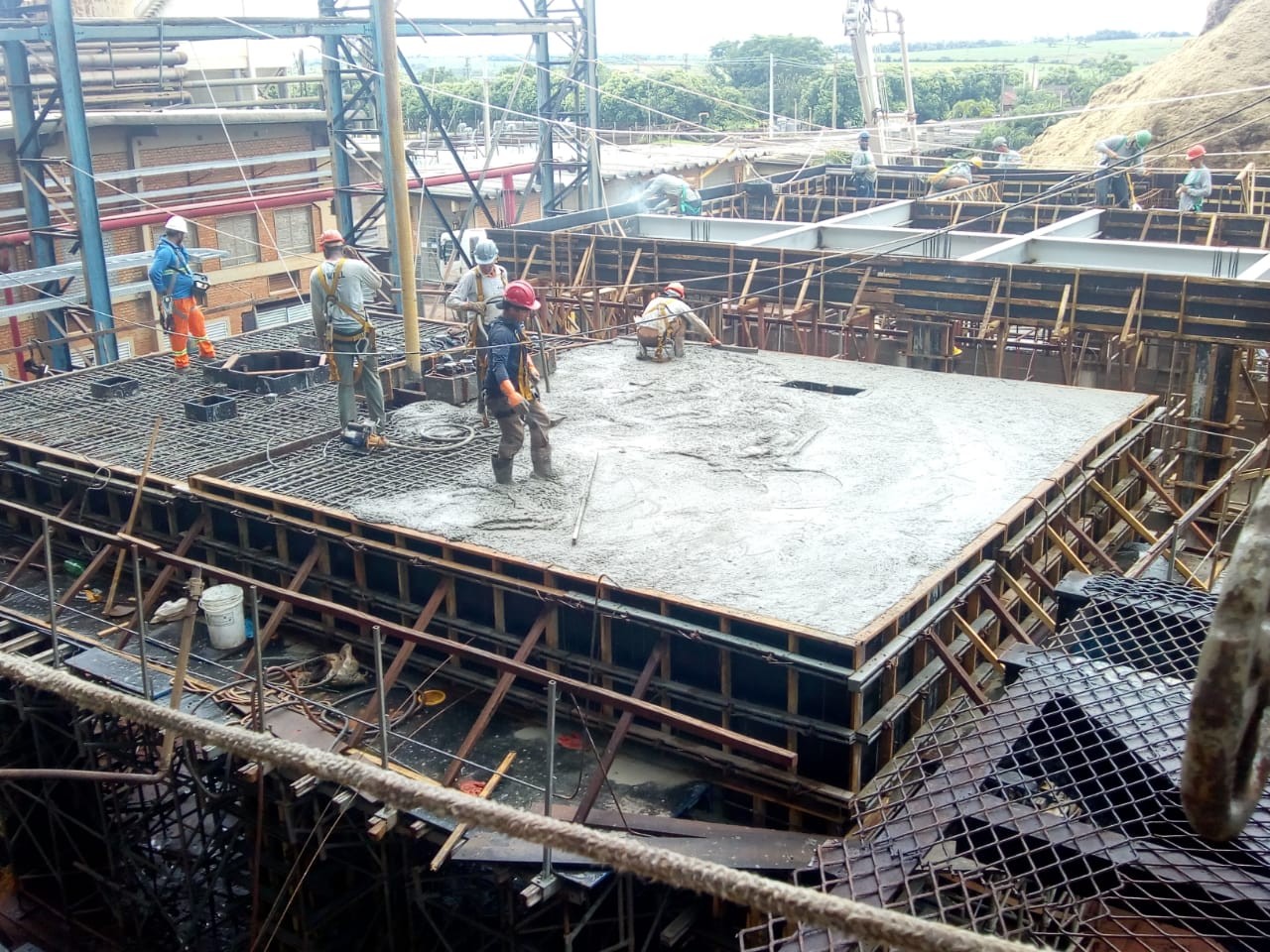 CONSTRUÇÃO IMG 1.jpg